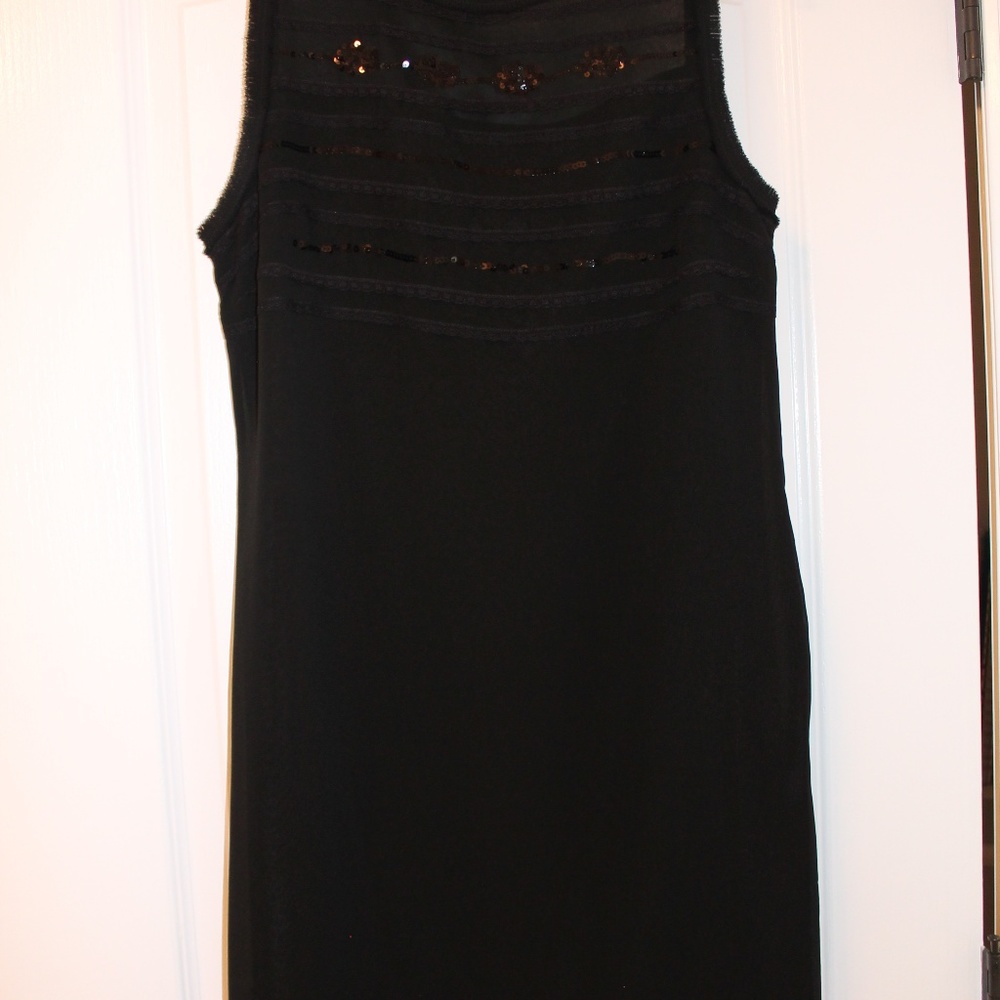 Banana Republic	Black shift dress with	sequin